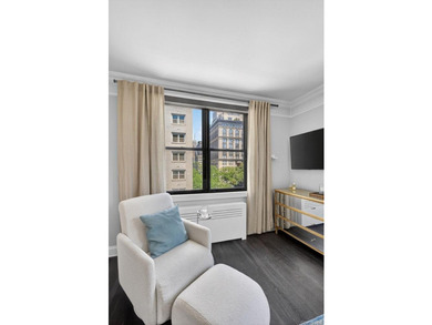 Rarely-available, meticulously renovated West Village 2-Bedroom - photo 10