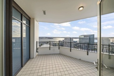 Park Place Residence 2501 offers an exceptional opportunity to - photo 7