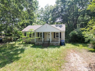 Opportunity knocks at 1740 Dogwood Rd in Charleston--a rare - photo 1