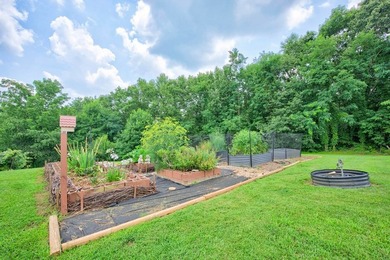 PRIVATE, GATED BLUE RIDGE MOUNTAIN ESTATE on 15.5 unrestricted - photo 48