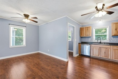 This 1,220-square-foot home in Beaufort offers a rare - photo 9
