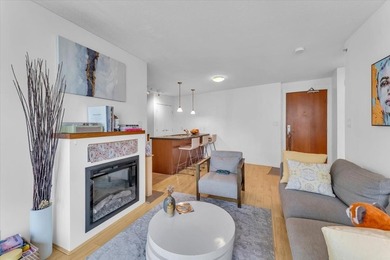 Rarely available Junior 2 Bedroom at The Melville in the heart - photo 3