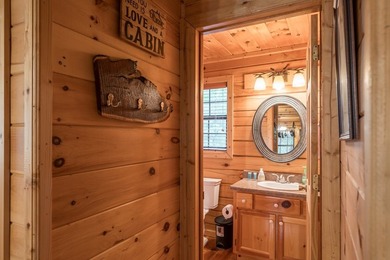 Check out his beautiful traditional mountain home with - photo 24