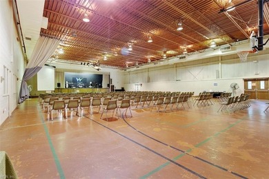 Beautiful building currently set up for church purposes. The - photo 39