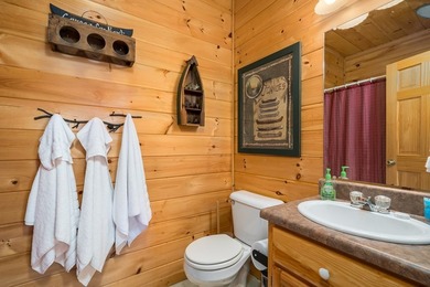 Check out his beautiful traditional mountain home with - photo 44