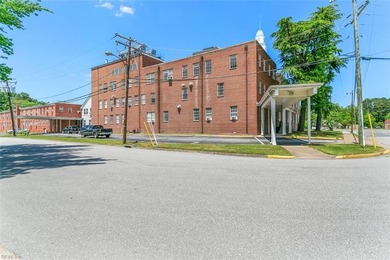 Beautiful building currently set up for church purposes. The - photo 44