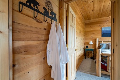 Check out his beautiful traditional mountain home with - photo 45