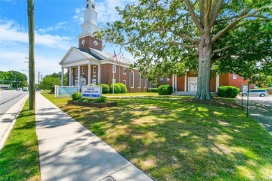 Beautiful building currently set up for church purposes. The - photo 45