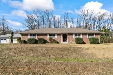 (private lake, pond, creek) Home For Sale in Memphis Tennessee