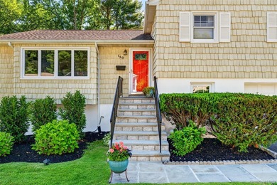 Nestled on a quiet cul-de-sac in Mamaroneck's sought-after - photo 4