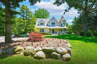 Welcome to 4 Hampton Court, where exceptional layout, property - photo 2