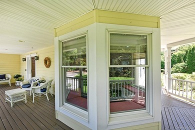 Welcome to 4 Hampton Court, where exceptional layout, property - photo 5