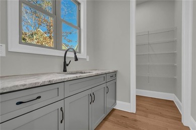 Welcome to luxury lake living at its finest! This stunning new - photo 20