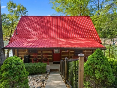 Welcome to 1055 Dean Circle in Dandridge, Tennessee--where - photo 3