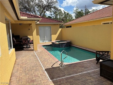 Welcome to the beautiful, gated community of Casa Del Lagoplete - photo 4