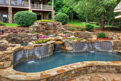 LAKE BLUE RIDGE AT IT'S FINEST! This 5-bedroom, 5.5-bath luxury - photo 26