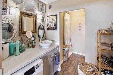 Live the ultimate Honolulu dream! Step into this ultra-sleek - photo 8