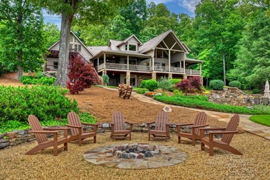 LAKE BLUE RIDGE AT IT'S FINEST! This 5-bedroom, 5.5-bath luxury - photo 29