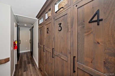 A RARE OFFERING ON THE SLOPES! Experience true mountain luxury - photo 32