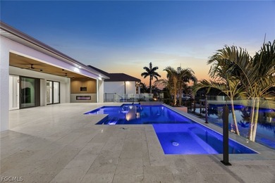 This stunning contemporary waterfront residence in Cape Coral - photo 9