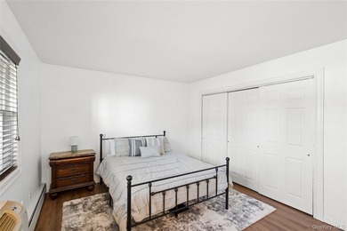 Welcome to this beautifully updated & move-in ready first floor - photo 10