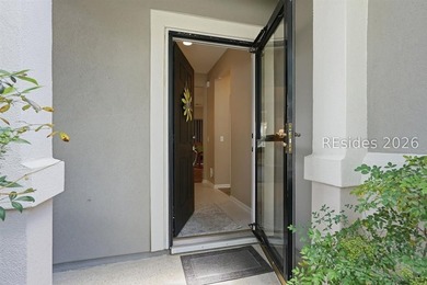 Location! Location! Beautifully updated extended, end unit Wren - photo 5