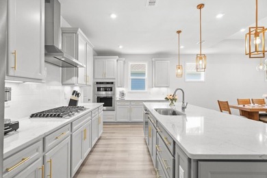 Discover the perfect blend of convenience and comfort in this - photo 10