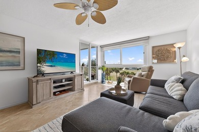 Stunning condo with desirable SE exposure, filling the space - photo 5
