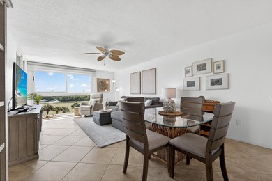 Stunning condo with desirable SE exposure, filling the space - photo 6
