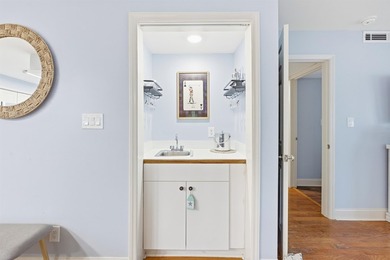 Experience low-maintenance living in this 2-bedroom, 2-bathroom - photo 9