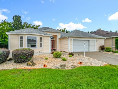 (Some photos have been virtually staged) Beautiful 3-Bedroom - photo 1