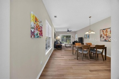 Bright, inviting and move in ready! This pristinely kept - photo 6