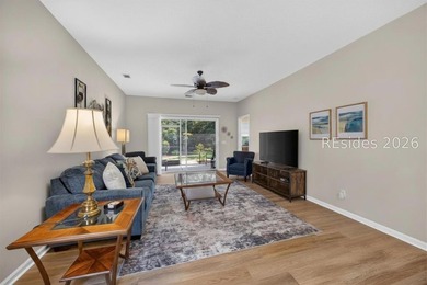 Bright, inviting and move in ready! This pristinely kept - photo 8