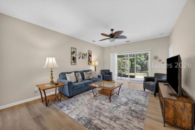 Bright, inviting and move in ready! This pristinely kept - photo 9
