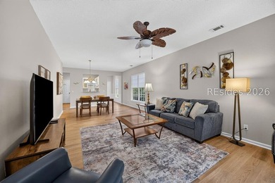 Bright, inviting and move in ready! This pristinely kept - photo 10