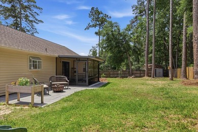 This 3/2 split floor plan home is totally move in ready! Brand - photo 22