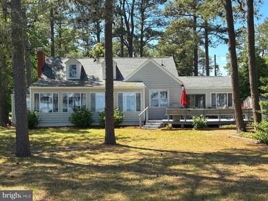 New Beginnings! Experience true waterfront living at this - photo 2