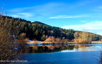 A resort-caliber retreat located on a 3/4 acre golf estate site - photo 23