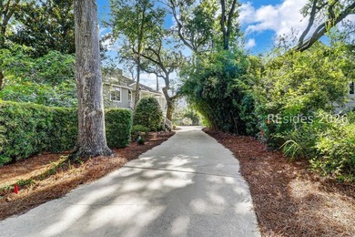 Nestled on a quiet cul-de-sac within the gated community of Old - photo 33