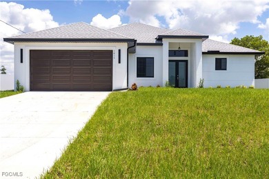 Cape Coral Area Home Sale Pending in Cape Coral Florida