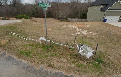 Spaulding Lake Lot Sale Pending in Aiken South Carolina