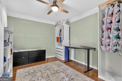 This Well-Maintained 4 Bedroom, 2.5 Bathroom Home with a - photo 4