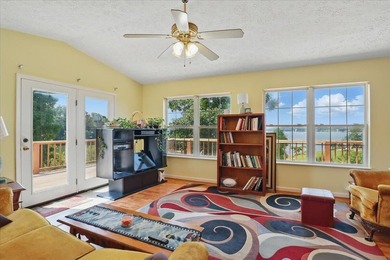 Douglas Lakefront home with gentle sloping property, incredible - photo 5