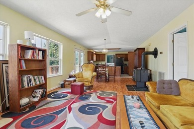 Douglas Lakefront home with gentle sloping property, incredible - photo 6