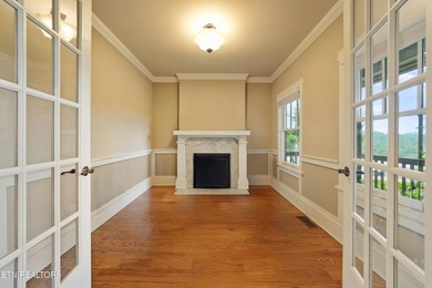 Perched on a hill within the prestigious gated community of - photo 24
