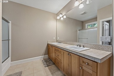 Beautifully maintained *low mileage* home in one of Lake - photo 24