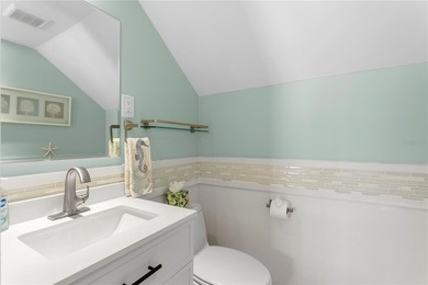 Welcome to waterfront living at Pine Key Lodge in the heart of - photo 8