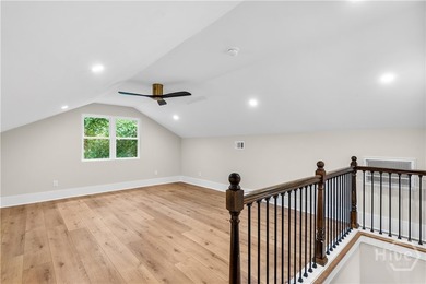 Built in 1921, this classic Gordonston Craftsman has been - photo 34