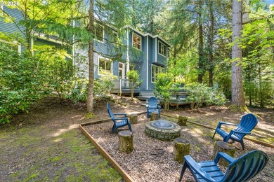 Beautifully maintained *low mileage* home in one of Lake - photo 36