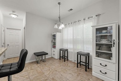 Located in the heart of Bluffton, this beautifully maintained - photo 6